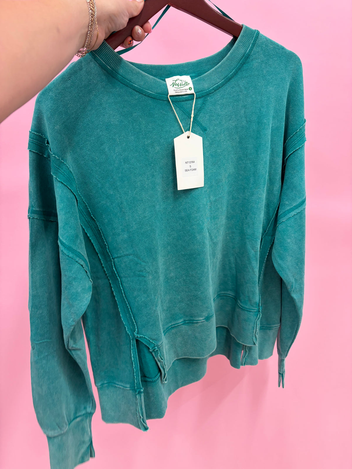 The Unwind Pullover - Green