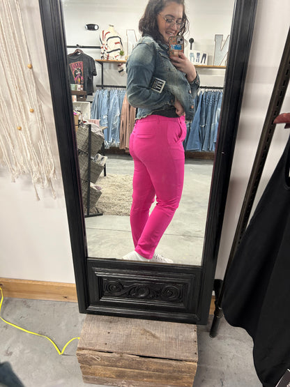 Pop of Pink Dress Pant