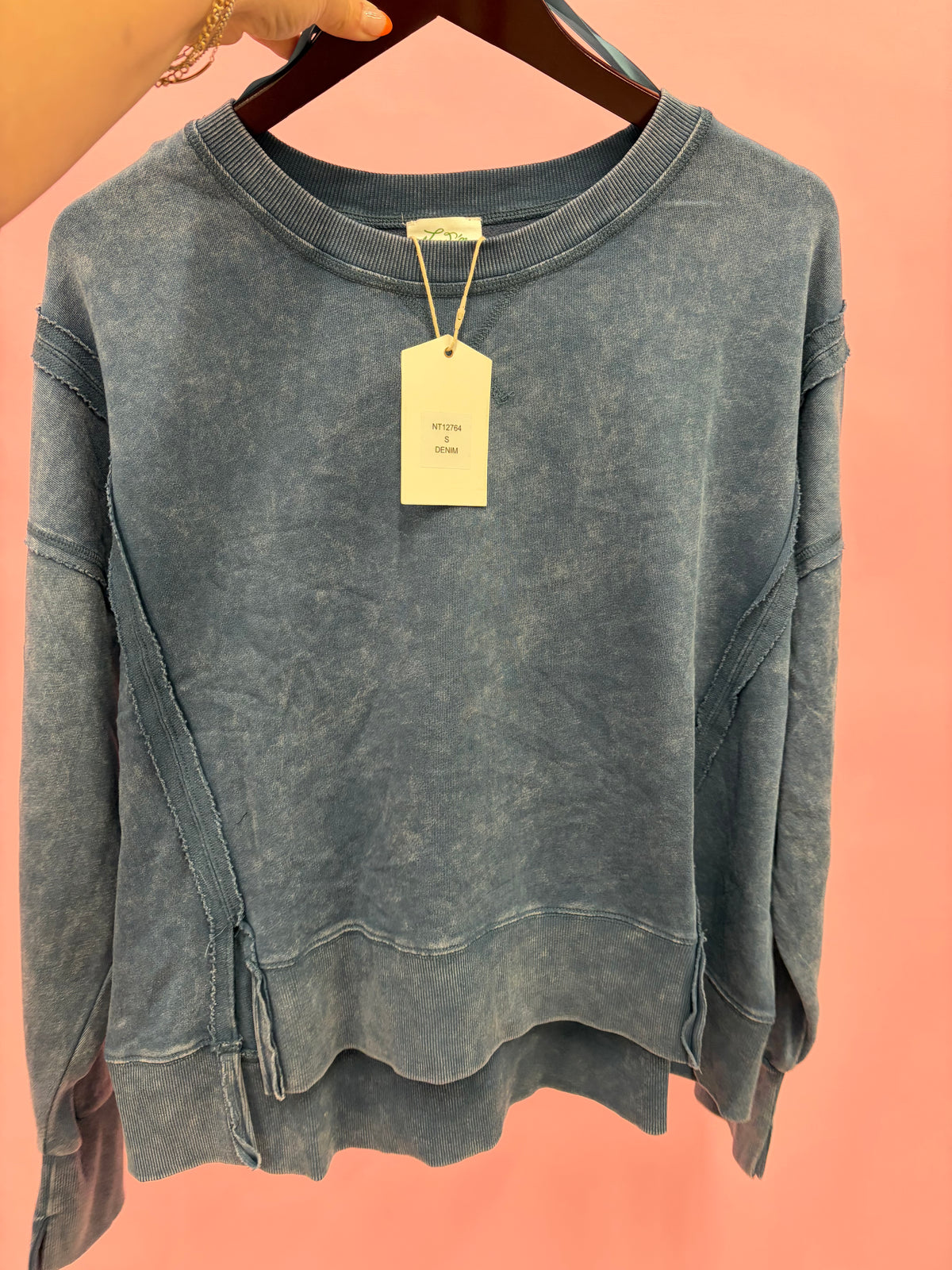 The Unwind Pullover - Blue