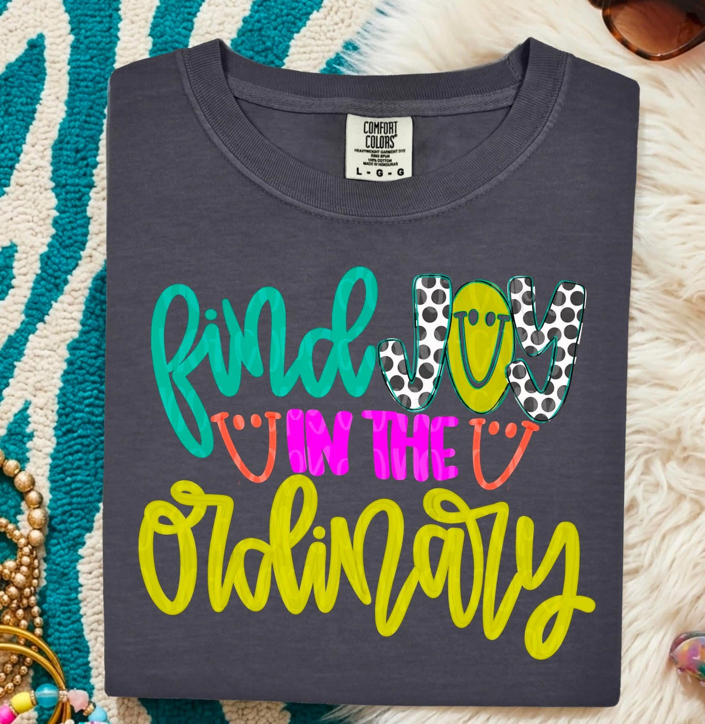 Find Joy Tee