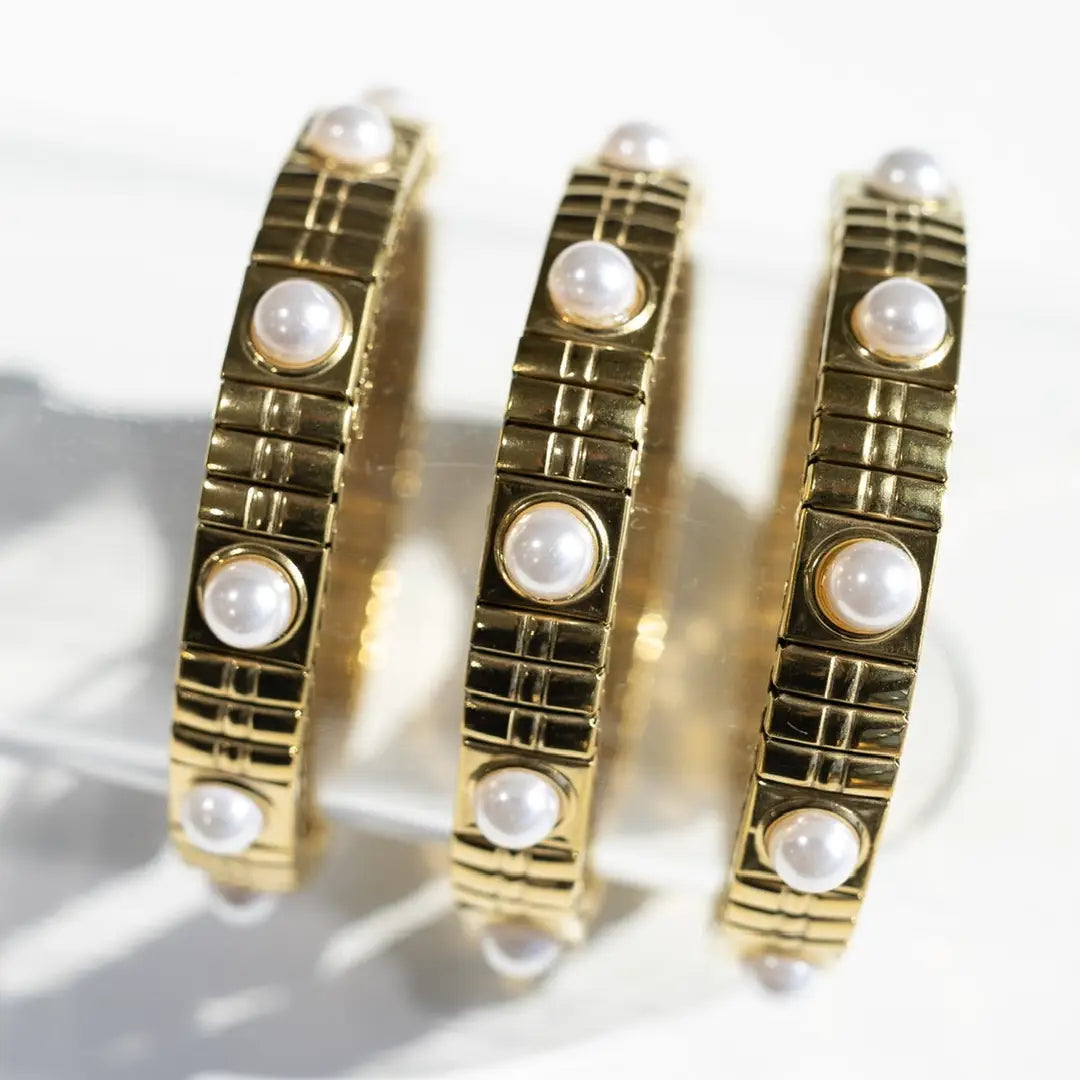The Luxe Link Bracelet - Gold & Pearls
